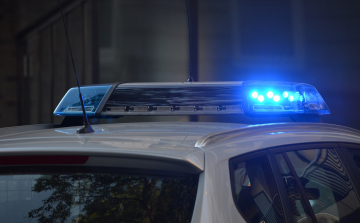 Négy embert megsebesített egy lövöldöző Pozsonyban, a rendőrök lelőtték