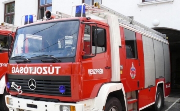 Tűz ütött ki egy családi házban Balatonkenesén
