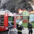 Tűz a Videoton Ipari Parkban - Tűzoltóság képei