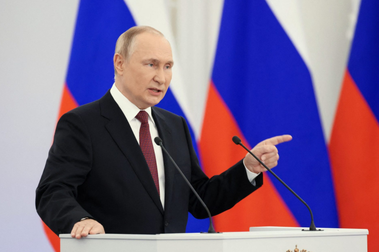 Vlagyimir Putyin: a Nyugat külpolitikája nukleáris konfliktussal fenyeget