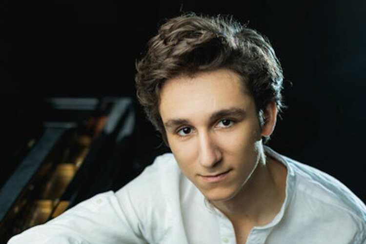 Magyar Valentin zongorista aranyérmes lett a Bécsi Nemzetközi Zenei Versenyen