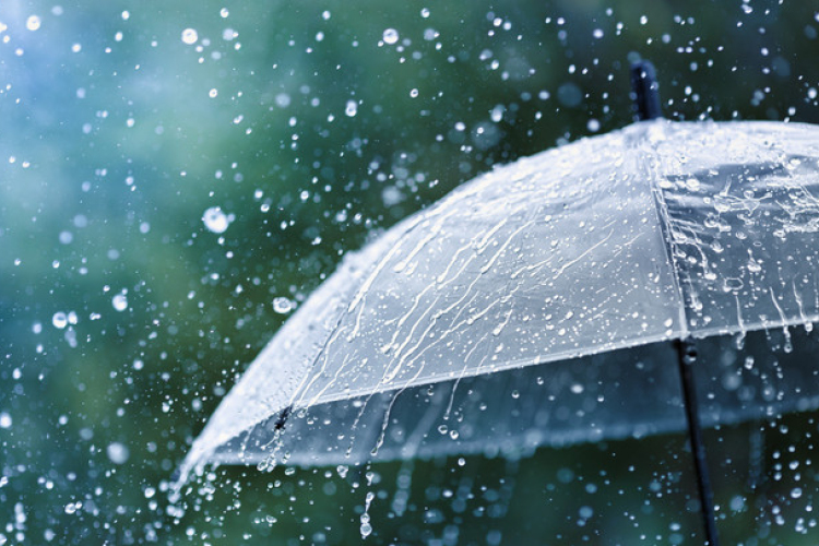 A hétvégén többfelé felhős, záporos, zivataros idő várható